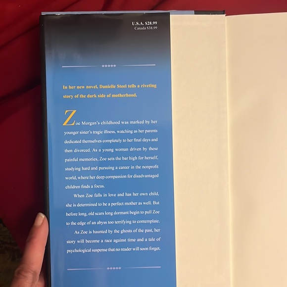 The Dark Side Danielle Steel 2019 printing first edition print NWOT - Picture 3 of 4